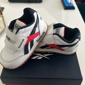 ✨Like New✨ Reebok Infant Royal Sneakers